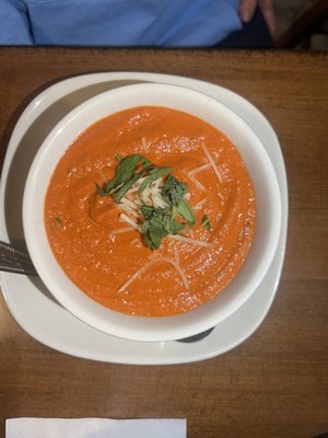 Completely remodeled and upgraded throughout - With a full bar and a unique menu you’re sure to find an old favorite or find a new one! With fresh pace pastas , soups and sauces. Quantity ingredients with your health and satisfaction in mind from the moment you walk in.