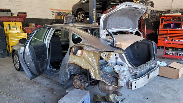 2018 Honda Accord Quarter Panel Replace - Replacing Quarter Panel on this 2018 Accord 2018 Honda Accord Quarter Panel Replace - Replacing Quarter Panel on this 2018 Accord