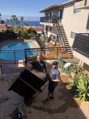 Moving items safely around San Diego county for over 7 years - Call us for a free estimate! You will be happy
You did Moving items safely around San Diego county for over 7 years - Call us for a free estimate! You will be happy
You did