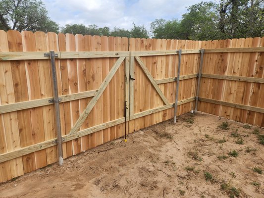 Nail Up Fence in Poteet - Privacy Fence For Your YardThe classic “nail up” fence is simple and sturdy. This fence consists typically of non-overlapping, side-by-side boards, but board-on-board styles are also possible. Normally, this style will use “dog-eared” boards or regular flat-top boards. It’s a great way to add privacy to your yard, and this style will typically be more affordable than others. Nail Up Fence in Poteet - Privacy Fence For Your YardThe classic “nail up” fence is simple and sturdy. This fence consists typically of non-overlapping, side-by-side boards, but board-on-board styles are also possible. Normally, this style will use “dog-eared” boards or regular flat-top boards. It’s a great way to add privacy to your yard, and this style will typically be more affordable than others.