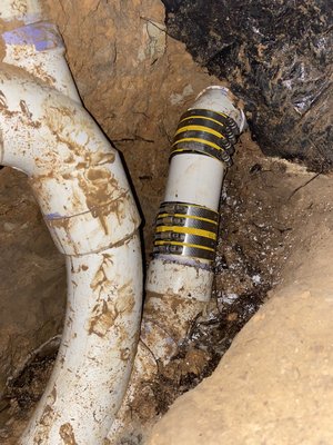 Under slab sewer line repair - This repair was done in the Cinco Ranch area. Customer called to report a problem with their sewer lines, we sent an expert plumber out to inspect the issue with a sewer camera and found out that the roots had the line completely closed. The competition on this project took us 3 days.
Having the same issue? Look no further, we got you covered. Under slab sewer line repair - This repair was done in the Cinco Ranch area. Customer called to report a problem with their sewer lines, we sent an expert plumber out to inspect the issue with a sewer camera and found out that the roots had the line completely closed. The competition on this project took us 3 days.
Having the same issue? Look no further, we got you covered.