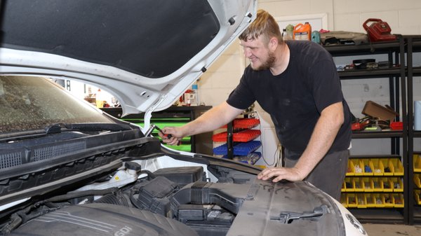 Comprehensive Glass service - We are a full service auto glass shop! Working on everything from Exotic sports cars to your typical mini van. We offer a wide range of services including rock chip repair, Windshield replacement, Adas calibration and much more! Comprehensive Glass service - We are a full service auto glass shop! Working on everything from Exotic sports cars to your typical mini van. We offer a wide range of services including rock chip repair, Windshield replacement, Adas calibration and much more!