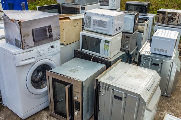 Appliances Removal - Appliance removal services provide fast, professional pickup and disposal of unwanted refrigerators, washers, dryers, and other household appliances. This service safely clears out bulky items, ensures responsible recycling or disposal, and frees up space in your home or business. Appliances Removal - Appliance removal services provide fast, professional pickup and disposal of unwanted refrigerators, washers, dryers, and other household appliances. This service safely clears out bulky items, ensures responsible recycling or disposal, and frees up space in your home or business.