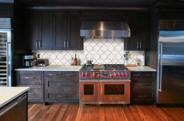 Kitchen - Our company is ready to install new floors for you and a backsplash Kitchen - Our company is ready to install new floors for you and a backsplash