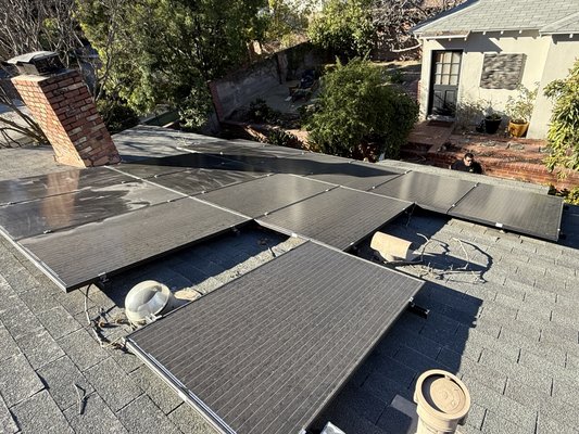 14 solar panels cleaned in North Hollywood - This was a customer who had contacted us because their panels were very dirty. They wanted someone to clean them right away at a reasonable price. We went out the next day and cleaned their panels and made them look brand new. We also did a complimentary roof cleaning of branches. 14 solar panels cleaned in North Hollywood - This was a customer who had contacted us because their panels were very dirty. They wanted someone to clean them right away at a reasonable price. We went out the next day and cleaned their panels and made them look brand new. We also did a complimentary roof cleaning of branches.