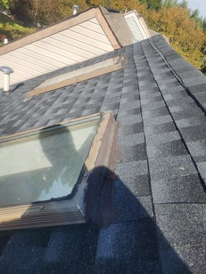 Replacement Skylights. we don't replace the roof. - We remove the Old Skylights and installed new Skylights. Replacement Skylights. we don't replace the roof. - We remove the Old Skylights and installed new Skylights.