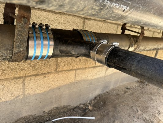 Leaky Drains ! Not a problem - Customer had a leaky Cast iron due corrosion . Went ahead and replace a section. Leaky Drains ! Not a problem - Customer had a leaky Cast iron due corrosion . Went ahead and replace a section.