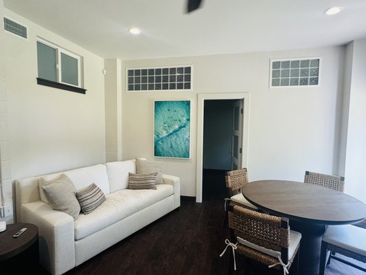 Guest Room Remodel - Our client on Oahu wanted a vertical piece to define a guest house renovation. They chose “Over and Out” shot of Pipeline to go with the colors in their room.