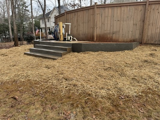 RETAINER WALLS - Retainer Walls Custom Built Call Now To Discuss Your Retainer Project Needs and Ideas.