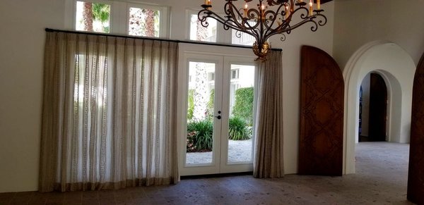 Custom Window Coverings - Since 1990 we have been in business offering window treatments, custom draperies, cellular, roller, Roman and sheer shades & blinds in the Greater Los Angeles CA area. F&R Interiors opened in 1990 in a spare bedroom of Rob and Sandra’s home. Through the years, they have grown into a leading provider of window treatments and interior design services, serving residential and business clients throughout the Los Angeles area. Custom Window Coverings - Since 1990 we have been in business offering window treatments, custom draperies, cellular, roller, Roman and sheer shades & blinds in the Greater Los Angeles CA area. F&R Interiors opened in 1990 in a spare bedroom of Rob and Sandra’s home. Through the years, they have grown into a leading provider of window treatments and interior design services, serving residential and business clients throughout the Los Angeles area.