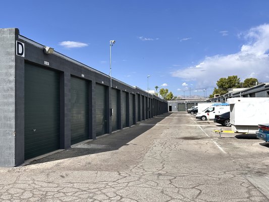 24/7 Secure Storage & Vehicle Parking - We provide affordable storage units and secure parking in Las Vegas with gated entry and 24-hour security monitoring. Whether you need extra space for household items, business equipment, or vehicle parking, our facility offers a reliable and convenient solution. 24/7 Secure Storage & Vehicle Parking - We provide affordable storage units and secure parking in Las Vegas with gated entry and 24-hour security monitoring. Whether you need extra space for household items, business equipment, or vehicle parking, our facility offers a reliable and convenient solution.