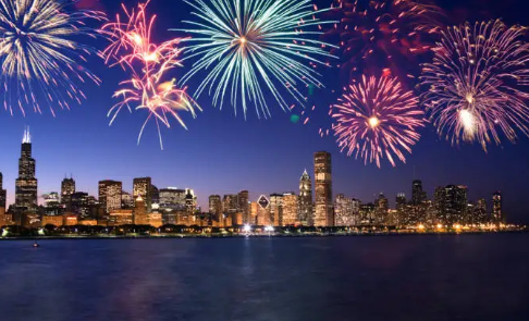 Fireworks Boat Cruises - Get an up-close view of the Navy Pier fireworks on a Shoreline Sightseeing boat tour! On Wednesday and Saturday evenings, you can take our Skyline Lake Tour and end your visit with a front-row view of the Navy Pier fireworks. Fireworks Boat Cruises - Get an up-close view of the Navy Pier fireworks on a Shoreline Sightseeing boat tour! On Wednesday and Saturday evenings, you can take our Skyline Lake Tour and end your visit with a front-row view of the Navy Pier fireworks.