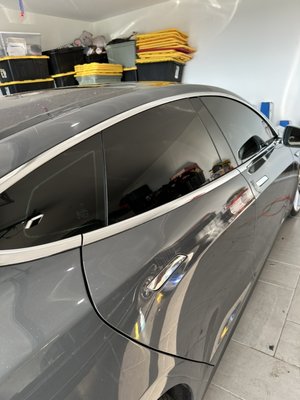 Tesla -came in for 5% all around - Had no window tint and wanted to put 5% all around 🙌 Tesla -came in for 5% all around - Had no window tint and wanted to put 5% all around 🙌