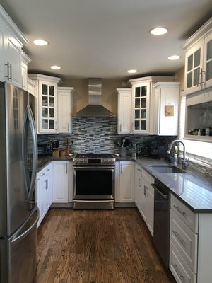 Deep Cleaning ~ Kitchen - I didn’t take a before picture, but let’s just say, sometimes your kitchen needs hours of deep cleaning to get rid of that old greasy dust and kid hand prints. 🤗
Yes, I missed a spot on the front of the stove and fridge, most of the focus was on the counters, cabinets and blinds. This kitchen is still sparkling and looks brand new! 🧽✨ Deep Cleaning ~ Kitchen - I didn’t take a before picture, but let’s just say, sometimes your kitchen needs hours of deep cleaning to get rid of that old greasy dust and kid hand prints. 🤗
Yes, I missed a spot on the front of the stove and fridge, most of the focus was on the counters, cabinets and blinds. This kitchen is still sparkling and looks brand new! 🧽✨