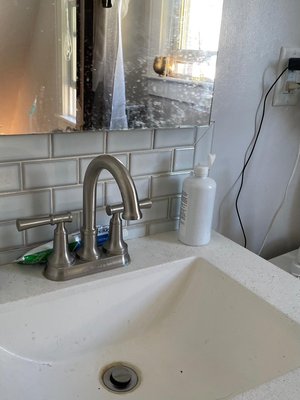 🏠From daily wear to a pristine finish✨ - “In this before-and-after project, the focus was on restoring the shine and cleanliness of a well-used bathroom. In the ‘before’ image, we see signs of daily use on the mirror and sink, with visible buildup and stains. After cleaning, the transformation is clear: the mirror sparkles without any spots, the sink is spotless, and the entire space looks refreshed and organized. This work showcases the difference that detailed cleaning can make, creating a more pleasant and inviting environment for the residents.” 🏠From daily wear to a pristine finish✨ - “In this before-and-after project, the focus was on restoring the shine and cleanliness of a well-used bathroom. In the ‘before’ image, we see signs of daily use on the mirror and sink, with visible buildup and stains. After cleaning, the transformation is clear: the mirror sparkles without any spots, the sink is spotless, and the entire space looks refreshed and organized. This work showcases the difference that detailed cleaning can make, creating a more pleasant and inviting environment for the residents.”