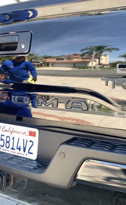 Ceramic pros - A ceramic coating will approximately take between 7 and 9 hours with our team, because the preparation is the most important part for a great results  and long lasting ceramic