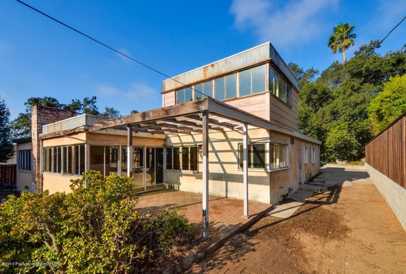 Grand Oaks - This all original 1936 Kem Weber designed home came on the market for the first time in almost 60 years. After designing the Disney studios in Burbank, California a few year earlier, one of Kem's next projects was designing this home in Altadena, CA. Though this home was unfortunately not well cared for many years, the new buyer appreciated the original architecture and homes history, bidding the final sale price 20% above the original list price.