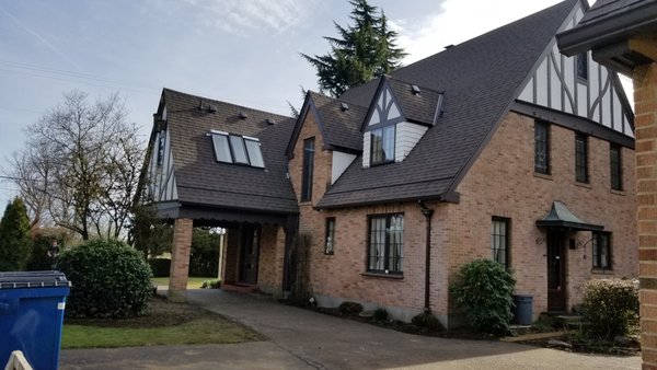 Roof Upgrade with Heather Blend Shingles & Smart Vent System - We recently completed a full roof replacement featuring Heather Blend architectural shingles, chosen for their classic look and dimensional depth. To improve attic ventilation and extend the life of the roof, we also installed a Smart Vent system, ensuring balanced airflow and moisture control. Another quality install done right  protecting the home from top to bottom.