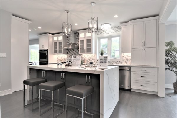 Recent Completed Kitchen Projects - We collaborate with homeowners, contractors, and builders, with dedicated project managers to craft stunning and practical kitchens tailored to your budget. With our rapid 5-7 day lead times, we ensure your project stays on schedule. Experience outstanding value in our cabinets, supported by our exceptional service Recent Completed Kitchen Projects - We collaborate with homeowners, contractors, and builders, with dedicated project managers to craft stunning and practical kitchens tailored to your budget. With our rapid 5-7 day lead times, we ensure your project stays on schedule. Experience outstanding value in our cabinets, supported by our exceptional service