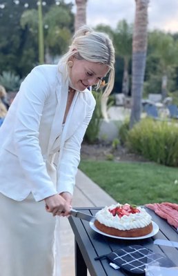 High-end catering experiences available year-round - We offer multiple different, catering packages and experiences and seasonal menus. High-end catering experiences available year-round - We offer multiple different, catering packages and experiences and seasonal menus.