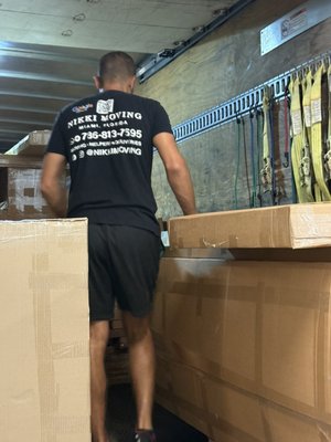 Kitchen and Furniture delivery - Kitchen and furniture delivery Kitchen and Furniture delivery - Kitchen and furniture delivery
