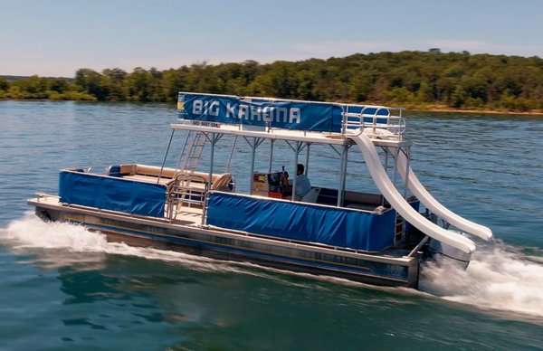 Boat Rentals - Branson's closest marina is on Table Rock Lake with a large fleet of boat rentals. Ski boats, pontoon boats, pontoon boats with slides, and jet ski rentals too! Boat Rentals - Branson's closest marina is on Table Rock Lake with a large fleet of boat rentals. Ski boats, pontoon boats, pontoon boats with slides, and jet ski rentals too!