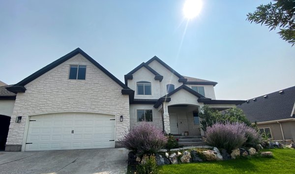 Our Gold Package Cleaning - This was a recently remodeled home where the windows were never cleaned since the home was built in the early 2000's Our Gold Package Cleaning - This was a recently remodeled home where the windows were never cleaned since the home was built in the early 2000's
