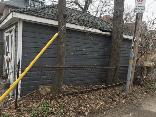 Garage Removal - Large garage in Hamilton.
One tough job.
Customer was more than happy to have this very old garage removed. Garage Removal - Large garage in Hamilton.
One tough job.
Customer was more than happy to have this very old garage removed.