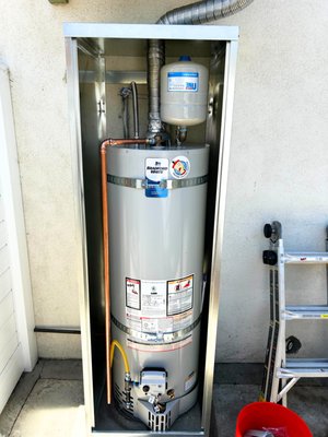 Water Heater Replacement w/ enclosure - Removed old tank, installed new 50 gallon Bradford White URG250T6N. Added new enclosure, expansion tank, ran new venting thru roof line. Water Heater Replacement w/ enclosure - Removed old tank, installed new 50 gallon Bradford White URG250T6N. Added new enclosure, expansion tank, ran new venting thru roof line.