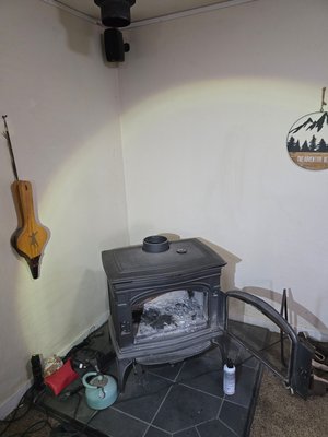 chimney sweep and stove cleaning of freestanding Lopi wood stove - Lopi wood stove cleaning and chimney sweep after 3 years of not being serviced.
