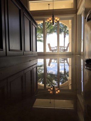 Floor Polish & Shine - Floor polish and shine Floor Polish & Shine - Floor polish and shine