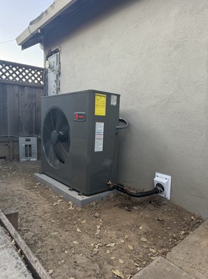 AC ADD ON - ---

🌬️ Beat the Heat with the Trane Side Discharge AC Unit! 🌬️

Say goodbye to bulky AC units and hello to sleek, efficient cooling with the Trane Side Discharge. Perfect for those tight spaces, it’s designed to blend seamlessly with your home’s exterior while delivering powerful performance. 🌡️❄️

✨ Key Features:
✅ Space-Saving Design
✅ Quiet Operation
✅ Energy Efficient
✅ Reliable Trane Quality

Upgrade your comfort and style this summer. Experience the difference with Trane! ☀️🏡

#Trane #AirConditioning #HomeComfort #EnergyEfficient #SummerCool #HVAC #HomeImprovement #StayCool

---
