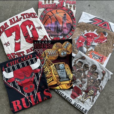 New Arrivals - We carry a wide selection of vintage Chicago Bulls tees! New Arrivals - We carry a wide selection of vintage Chicago Bulls tees!