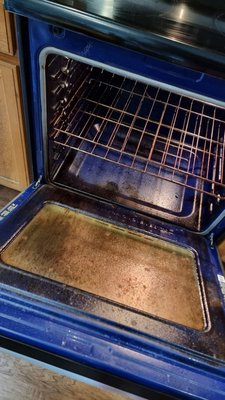 this oven was very dirty - before and after