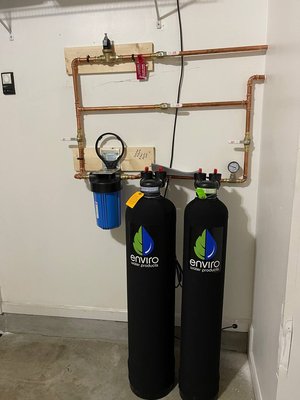 Water Filtration Conditioner System Installation - This is a full home water filtration/ ”softener” system. 
30 year media tank conditioner/"softener" tank/
and pre filter.
Low maintenance is required and can be installed in various locations.