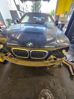 Rebuilt S54 engine for M3 05 - This is a S54 engine, complete rebuilt for this M3. Rebuilt S54 engine for M3 05 - This is a S54 engine, complete rebuilt for this M3.