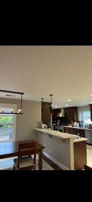 CHANDELIER AND LIGHTS INSTALLATION - Chandelier and lights installation