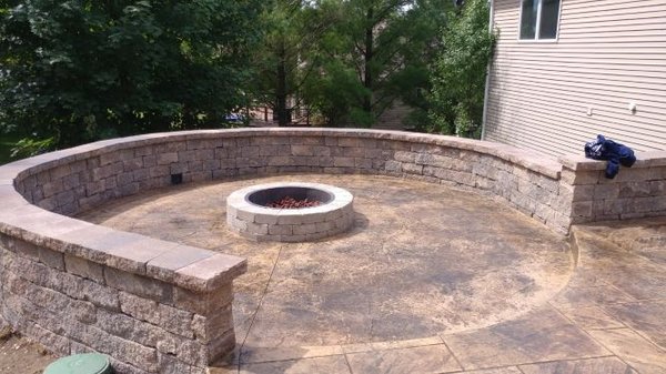 firepit with seatwall - firepit with seatwall