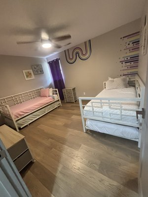 Air BNB check out clean - This is an AirBnB located in Decatur. I done a check out clean for a friend for her business! Done several cleanings!