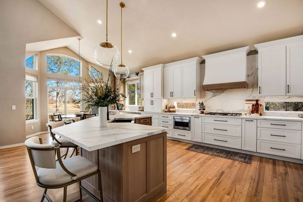 Kitchen Remodels - Look at our portfolio of recently completed kitchen projects.  We bring your vision to life with a commitment to detail backed by experience & expertise.