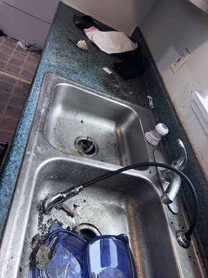 Kitchen Cleaning - We send 1-2 employees out to clean your dirty kitchen sinks, floors, ovens, and windows. We do a good job! Kitchen Cleaning - We send 1-2 employees out to clean your dirty kitchen sinks, floors, ovens, and windows. We do a good job!