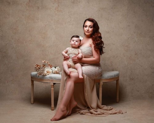 Elevate Your Family Moments - Create timeless memories with a luxurious family photoshoot designed to celebrate your unique bond and style. Elevate Your Family Moments - Create timeless memories with a luxurious family photoshoot designed to celebrate your unique bond and style.