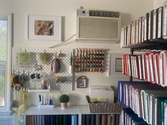 Pasadena Quilt Studio - This organizational project was for a home business and it was a very fun and beautiful project to work on. The goal was to design the work space to utilize every inch possible while keeping it aesthetically pleasing. Pasadena Quilt Studio - This organizational project was for a home business and it was a very fun and beautiful project to work on. The goal was to design the work space to utilize every inch possible while keeping it aesthetically pleasing.