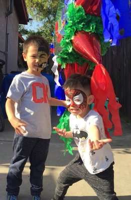 Face Painting and Balloons - Face painting and balloons - birthdays - special events - weddings Face Painting and Balloons - Face painting and balloons - birthdays - special events - weddings