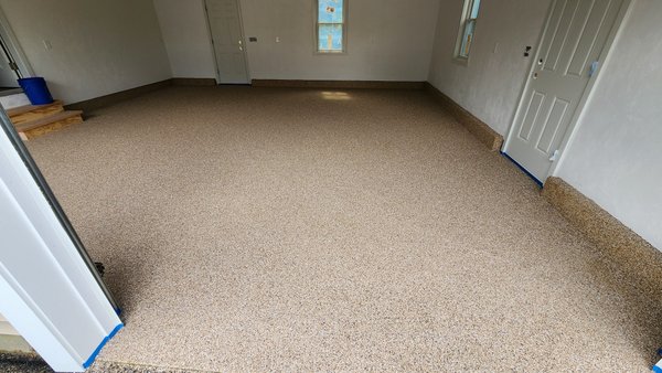 650 Sq ft garage floor project - 650 Sq ft garage floor, with a full broadcast of flakes then clear coated 650 Sq ft garage floor project - 650 Sq ft garage floor, with a full broadcast of flakes then clear coated
