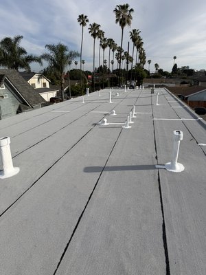 Flat roof replacement at apartment building in Lakewood - Flat roof replacement at apartment building