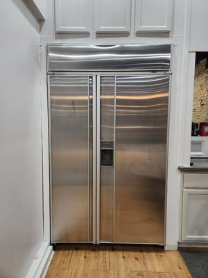 Sub Zero Refrigerator Repair - The customer called us with a problem that the refrigeration section was not cooling. We sent diagnostics and determined that there was a freon leak, and since the refrigerator had been working with this problem for a long time, the compressor also needed to be changed. we replaced the entire system in the refrigeration section, and the customer now has an excellent updated refrigerator Sub Zero Refrigerator Repair - The customer called us with a problem that the refrigeration section was not cooling. We sent diagnostics and determined that there was a freon leak, and since the refrigerator had been working with this problem for a long time, the compressor also needed to be changed. we replaced the entire system in the refrigeration section, and the customer now has an excellent updated refrigerator