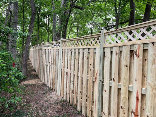 Wood Fence - Experienced in Residential and Commercial Wood Fence