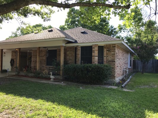 Waxahachie roof - This customer had a leak in the living room. He did not know where it was coming from. We were able to help him locate the leak and temporarily repair until his insurance was able to come out a week later and asses the damage. The insurance approved the replacement and we came out the next week and replaced it for the amount the insurance approved. Waxahachie roof - This customer had a leak in the living room. He did not know where it was coming from. We were able to help him locate the leak and temporarily repair until his insurance was able to come out a week later and asses the damage. The insurance approved the replacement and we came out the next week and replaced it for the amount the insurance approved.