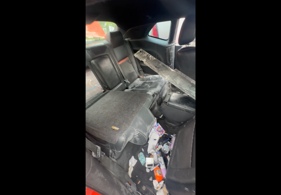 Devolverle la vida a este dodge - Este fue un gran proyecto ya que es un Carro que nos trajeron de una subasta y estaba supremamente sucio tanto que duramos más de 6 horas solamente limpiando el interior del carro pero estos son los trabajos que nos justan ya que así demostramos el gran calidad de nuestro trabajo que hacemos con gran satisfacción Devolverle la vida a este dodge - Este fue un gran proyecto ya que es un Carro que nos trajeron de una subasta y estaba supremamente sucio tanto que duramos más de 6 horas solamente limpiando el interior del carro pero estos son los trabajos que nos justan ya que así demostramos el gran calidad de nuestro trabajo que hacemos con gran satisfacción